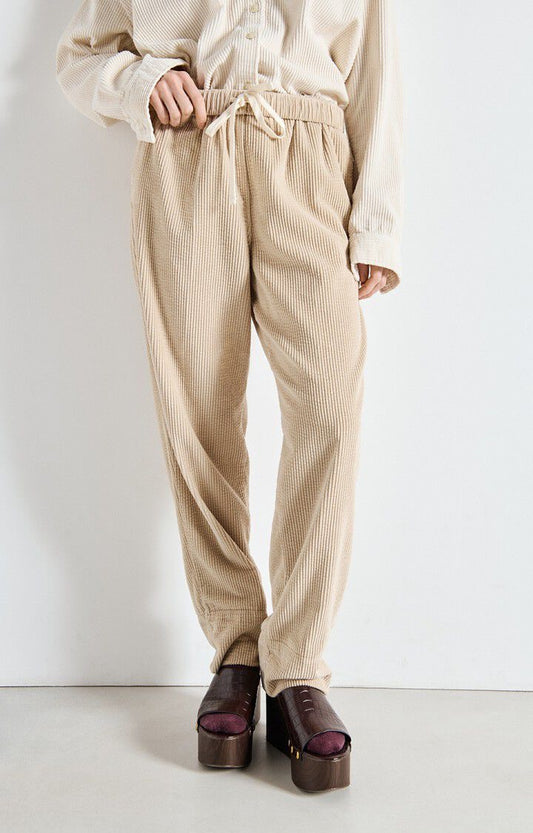 Pantalon en velour beige